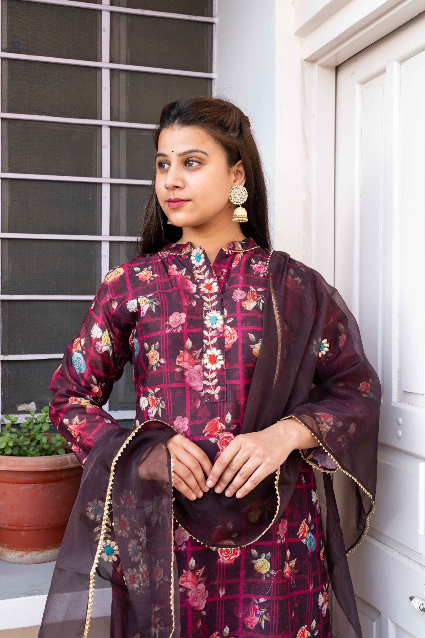 Gota Chanderi Floral Kurta With Dupatta