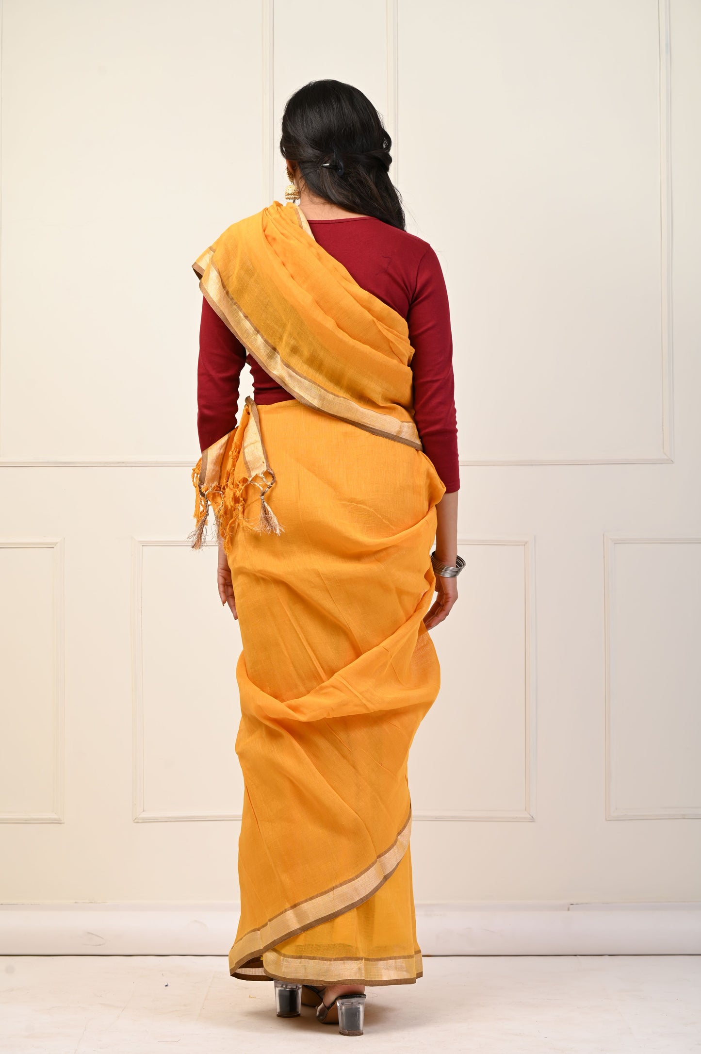 Handloom Cotton Linen Saree With Blouse